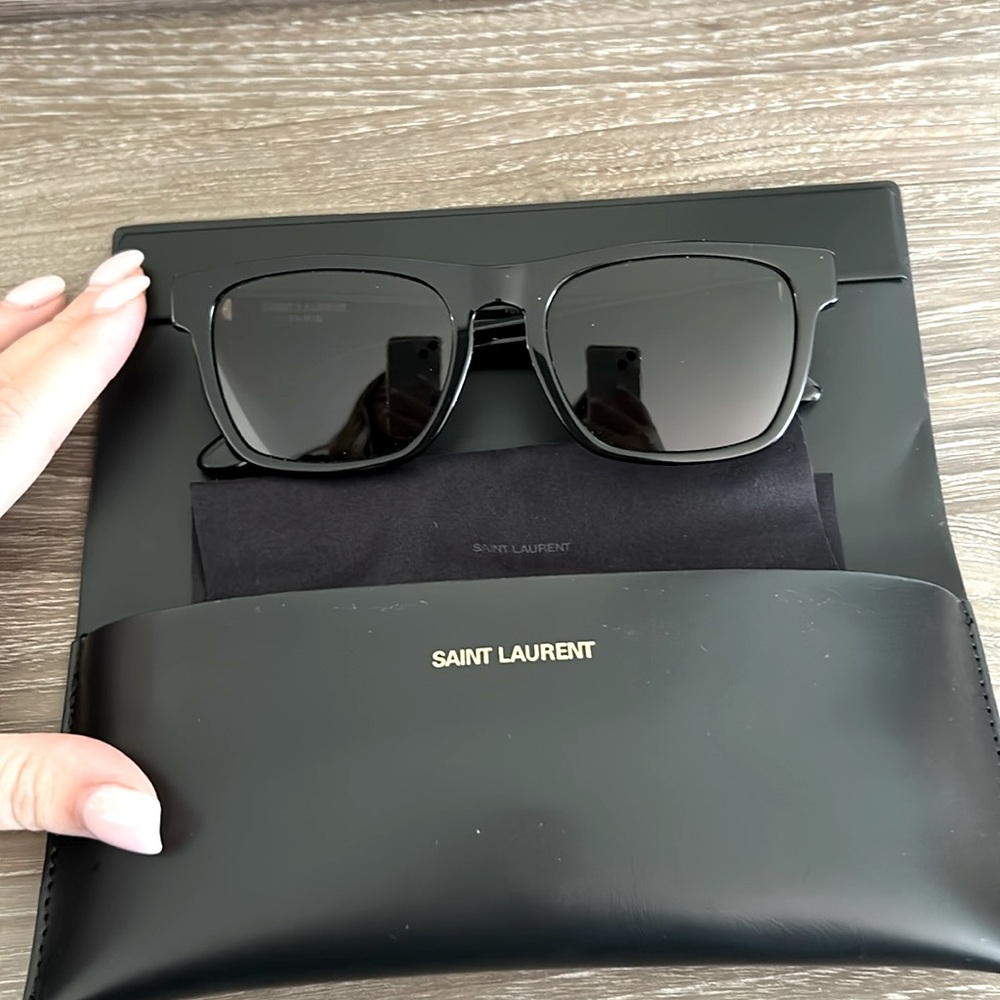 Unisex Saint Laurent Sunglasses